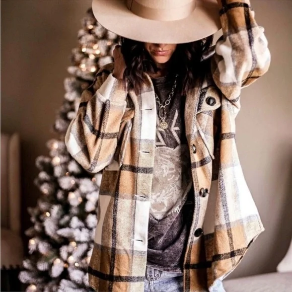 Plaid Oversized Shacket Coat/ Jacket - Picture 1 of 5